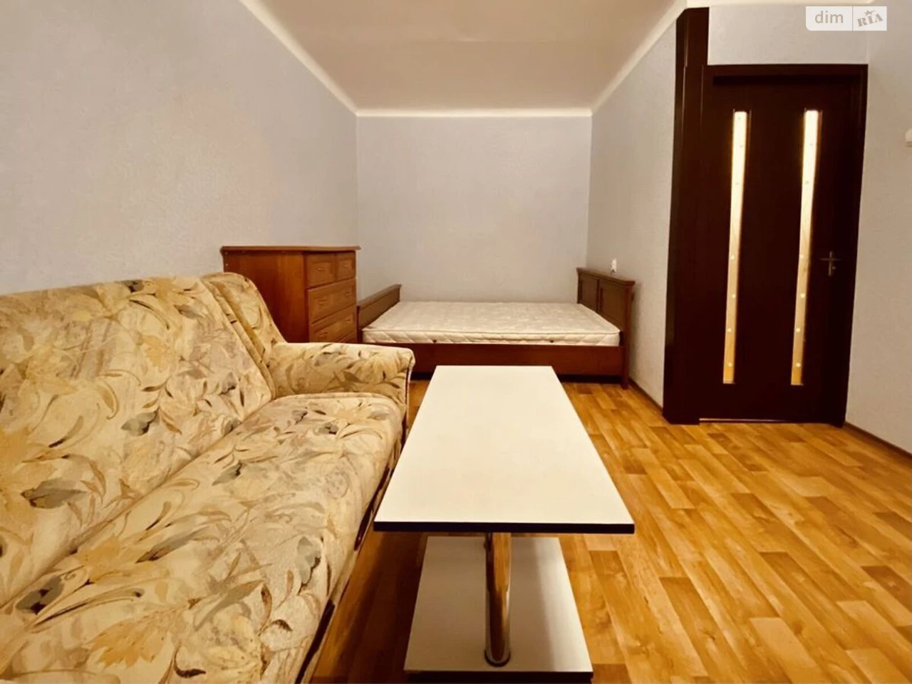 Long-Term Rental Apartment, Syrets'