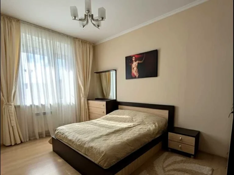 Apartment. Gnat Hotkevych St, Kyiv