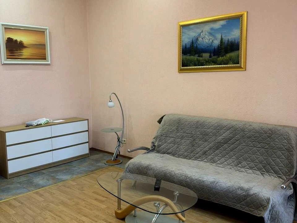 Квартира. Київ, Круглоуніверситетська вул.