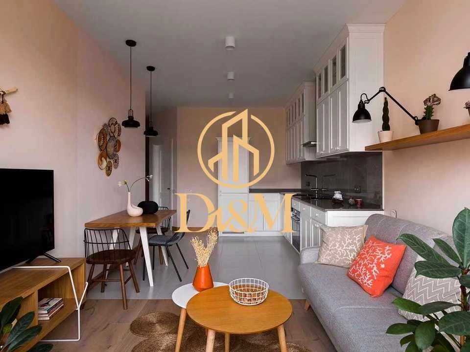 Apartment. Saperne Pole st.