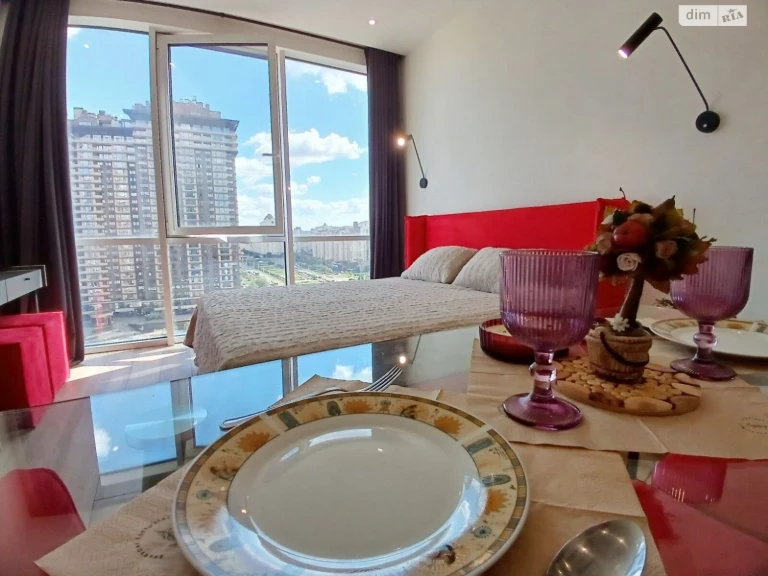Long-Term Rental Apartment, Obolon