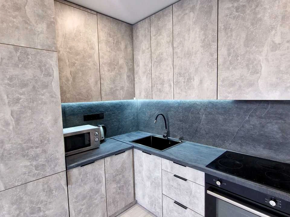 Apartment. Dnipro, Naberezhna Peremohy st.