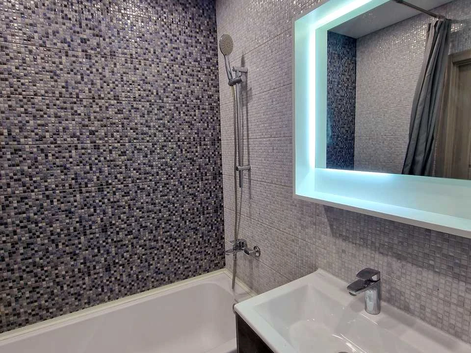 Apartment. Dnipro, Naberezhna Peremohy st.