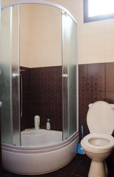 Срочно продаю хостел 117 КВм за 58000 без комиссии.