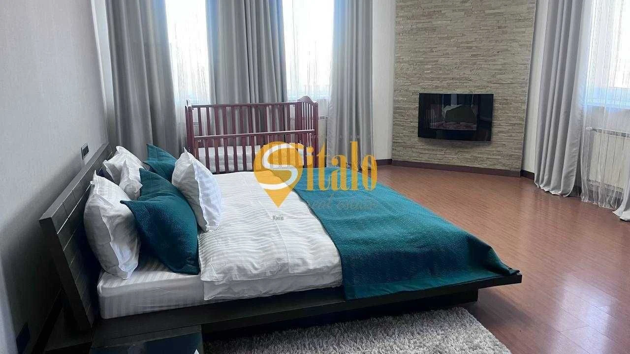 Sale of a two-story penthouse with a terrace. Pozniaky, Osokorky.