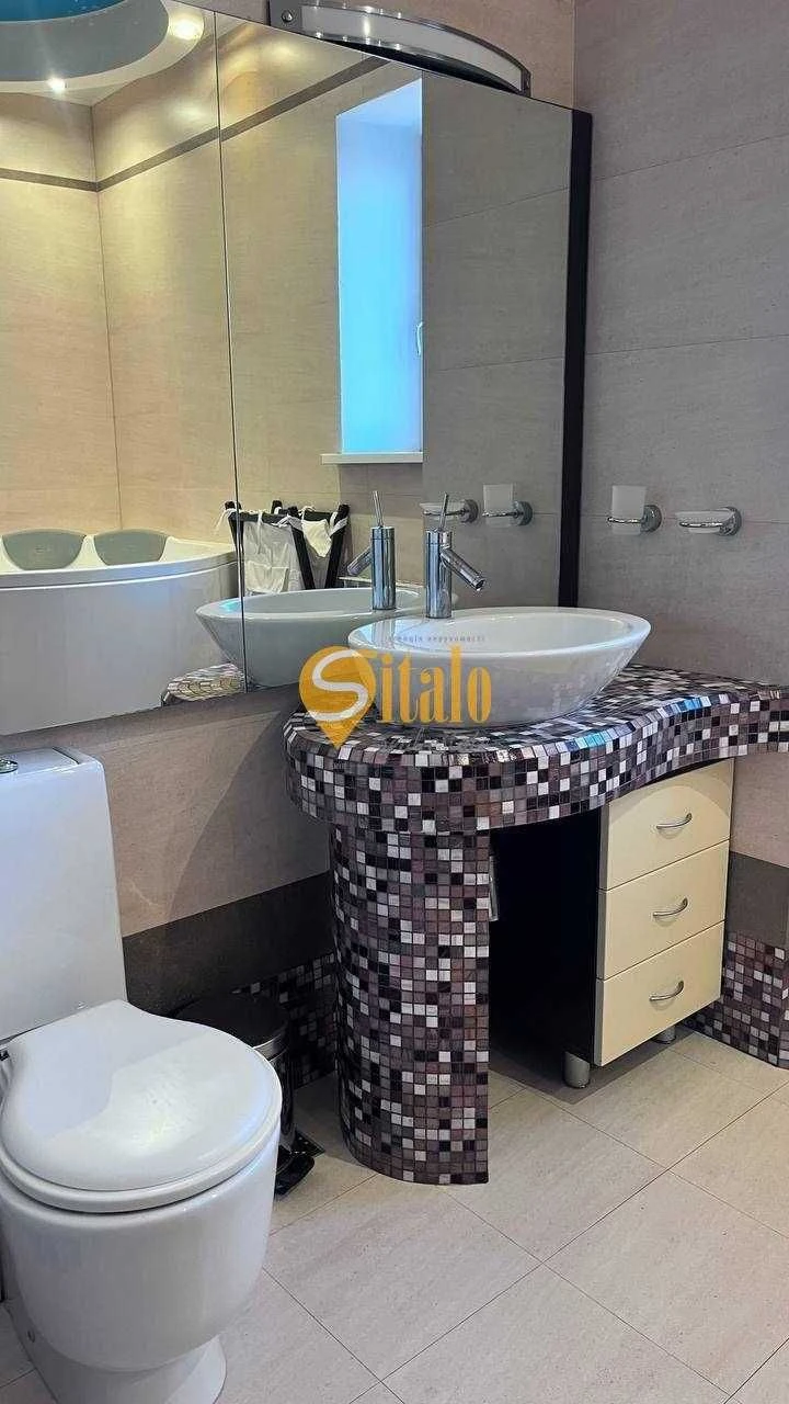 Sale of a two-story penthouse with a terrace. Pozniaky, Osokorky.