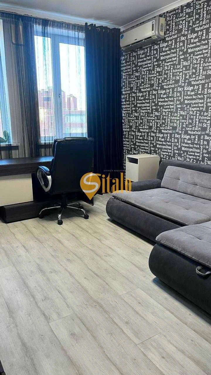 Sale of a two-story penthouse with a terrace. Pozniaky, Osokorky.