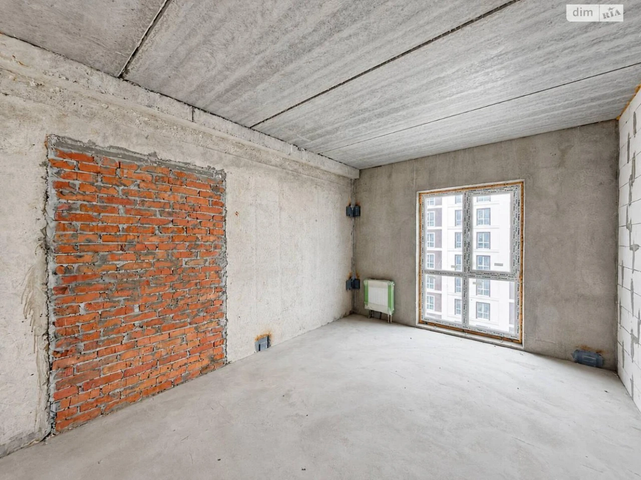 Sale Apartment Holosiiv