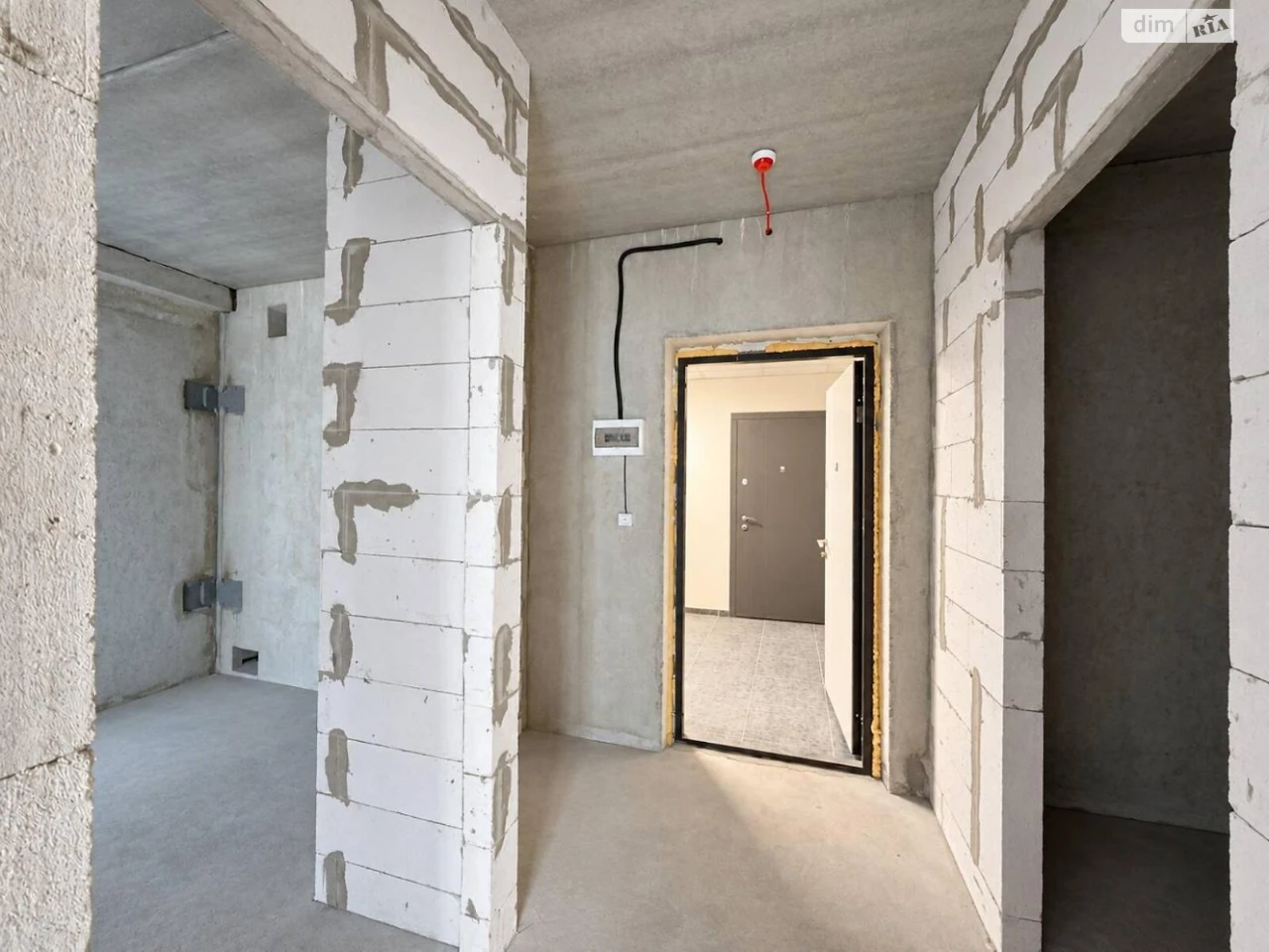 Sale Apartment Holosiiv