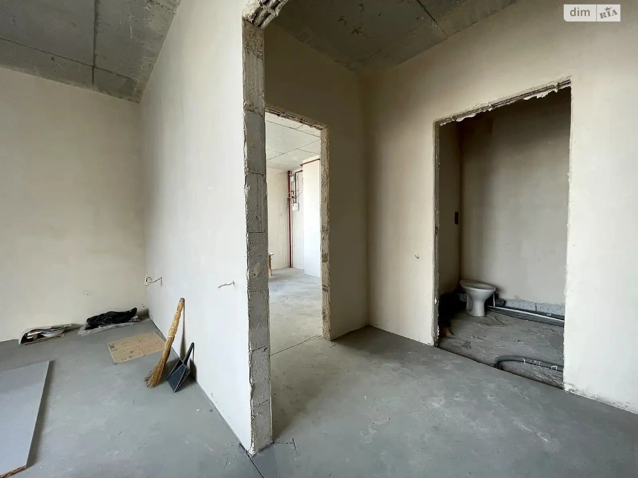 Apartment for Sale - Holosiiv