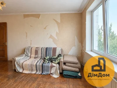 Продаж 1-кімнатної квартири | вул. Левка Лук’яненка, 1В | Об