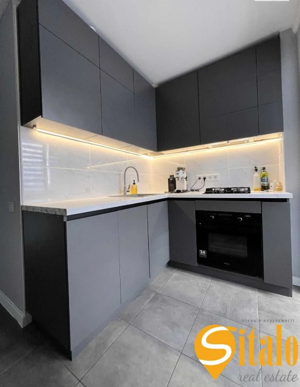 Sale of a 1-room apartment in Berestyk, Silver Breeze Shopping Center, Tychy
