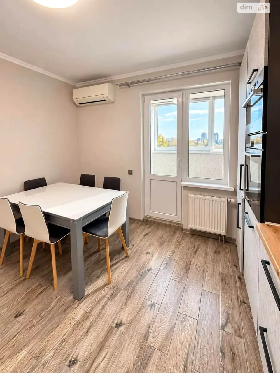 Apartment for Sale in Holosiiv
