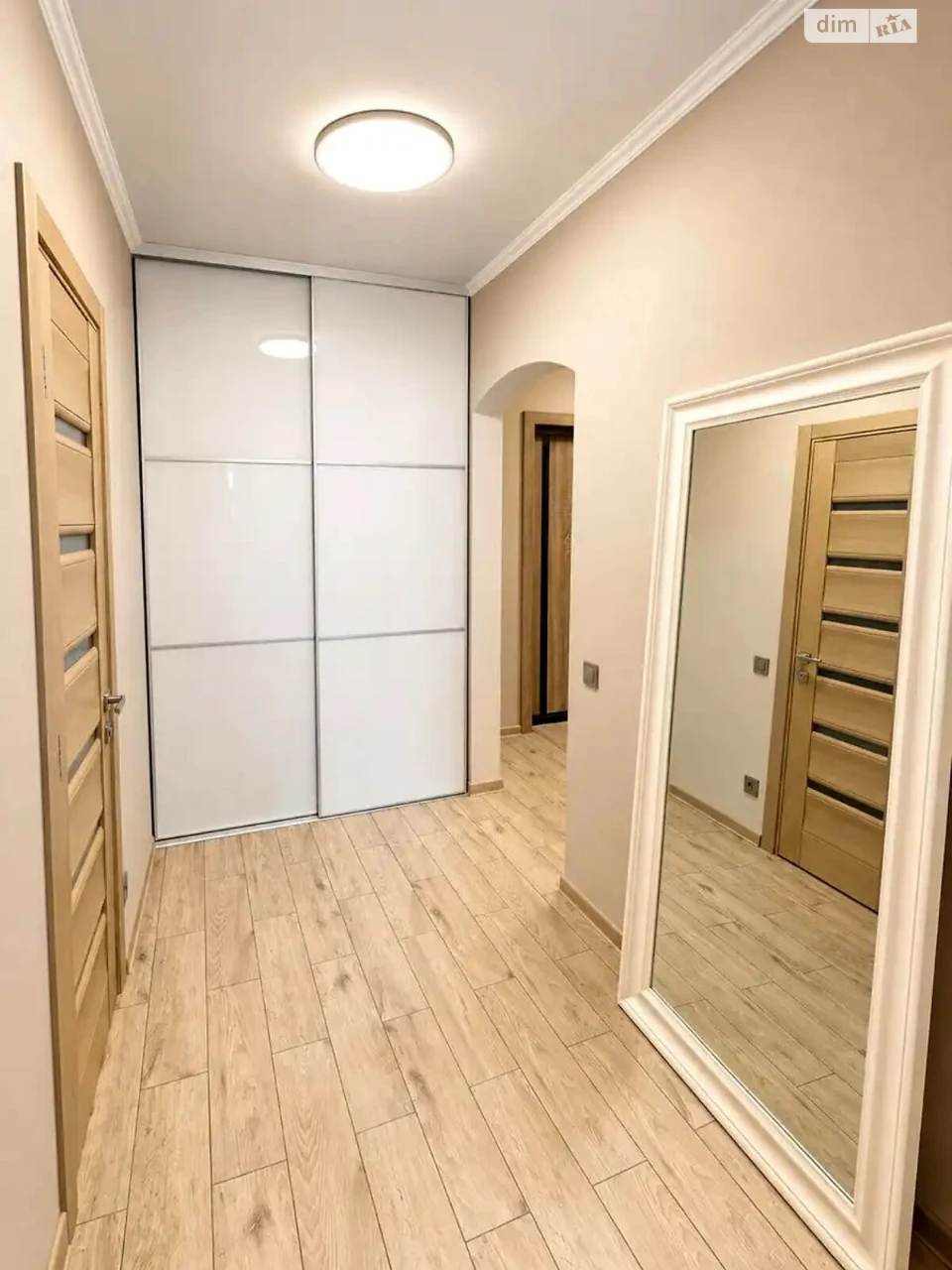 Apartment for Sale in Holosiiv