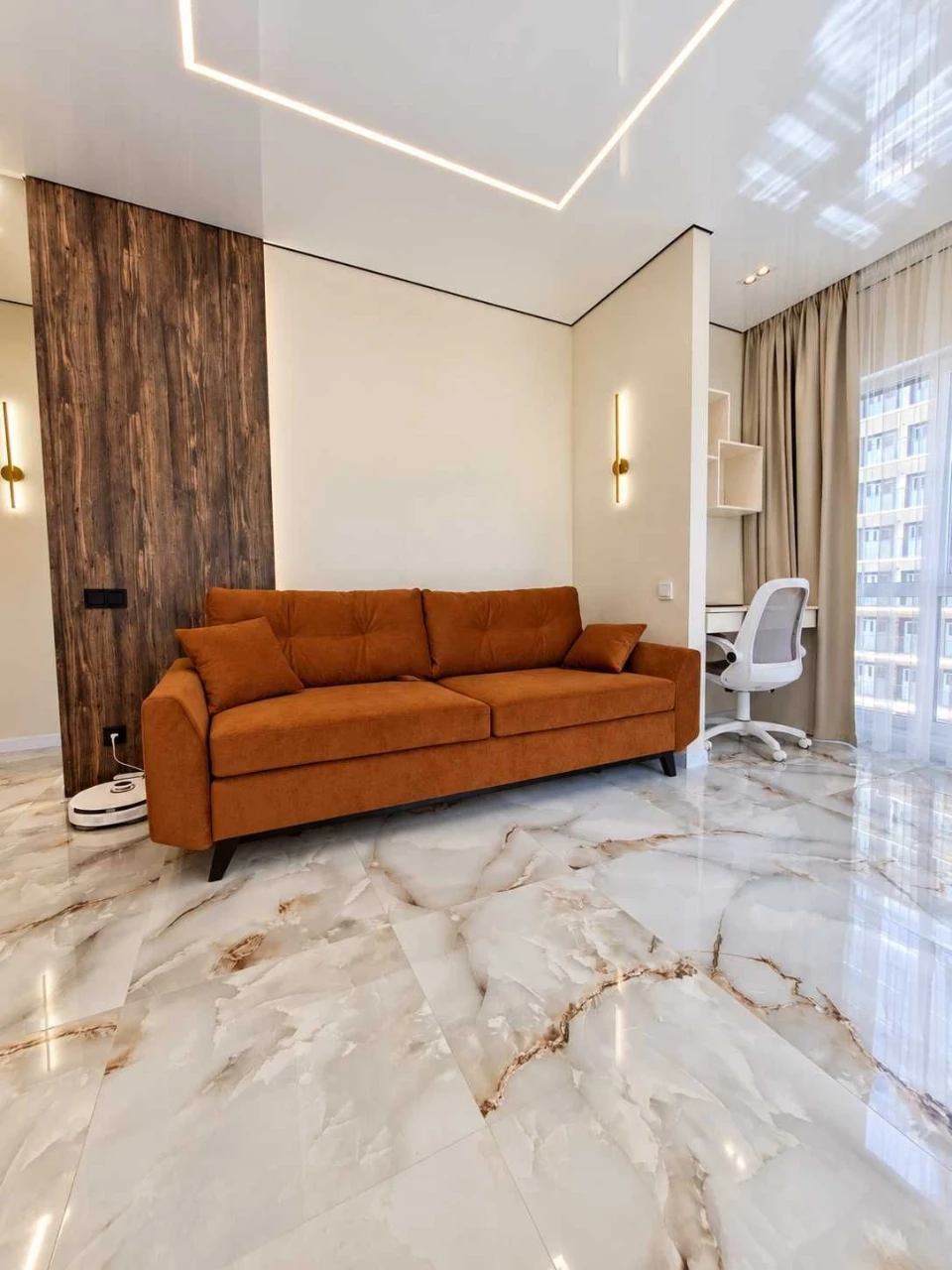 Sale of a 1-bedroom apartment 41.2 m² with designer renovation