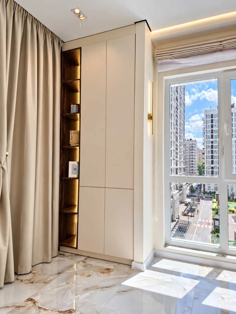 Sale of a 1-bedroom apartment 41.2 m² with designer renovation