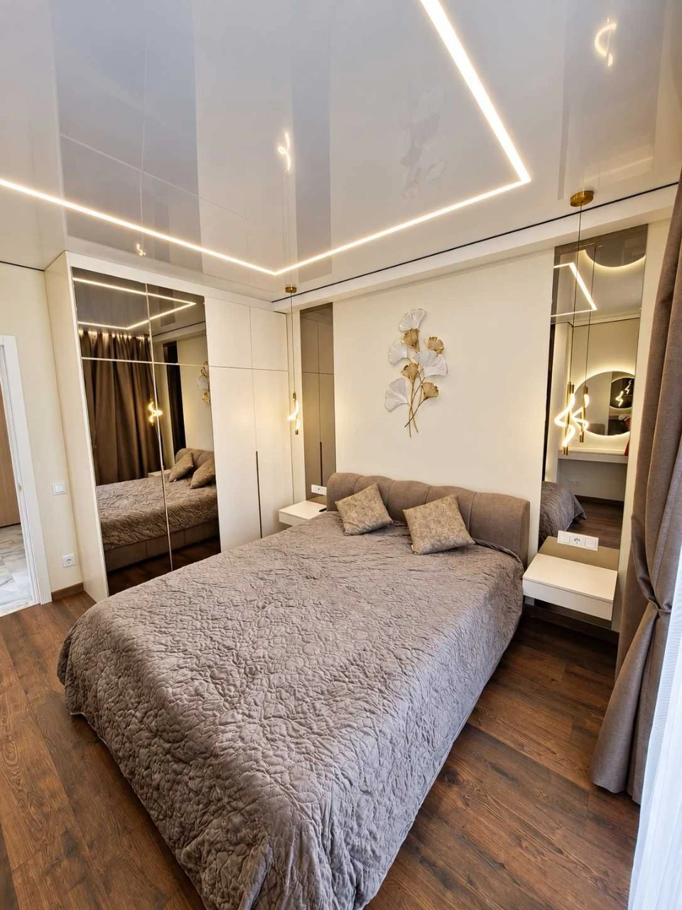 Sale of a 1-bedroom apartment 41.2 m² with designer renovation
