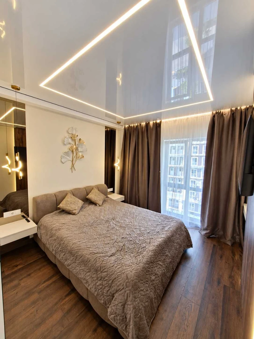 Sale of a 1-bedroom apartment 41.2 m² with designer renovation