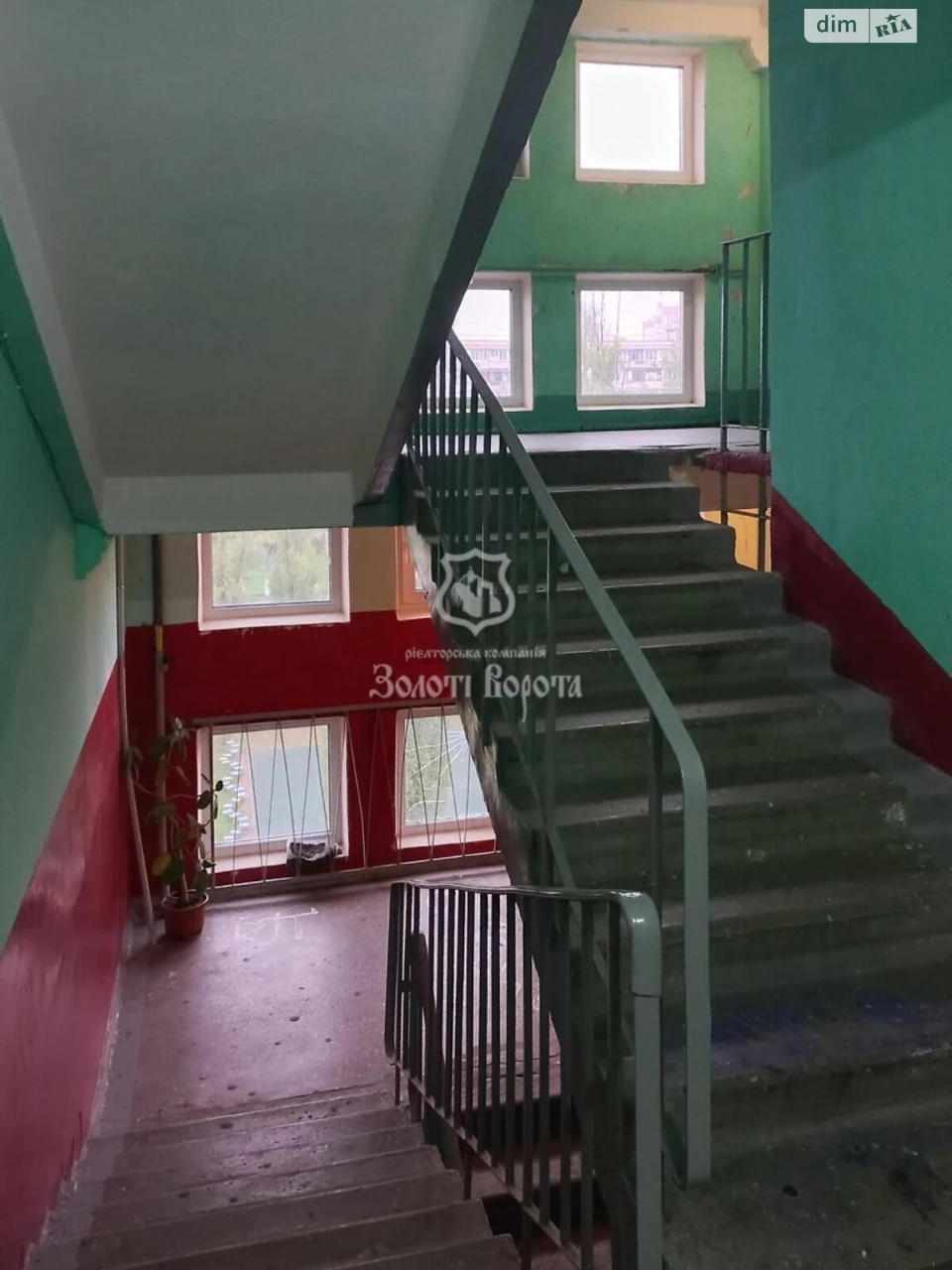 Apartment for Sale: Obolon' District