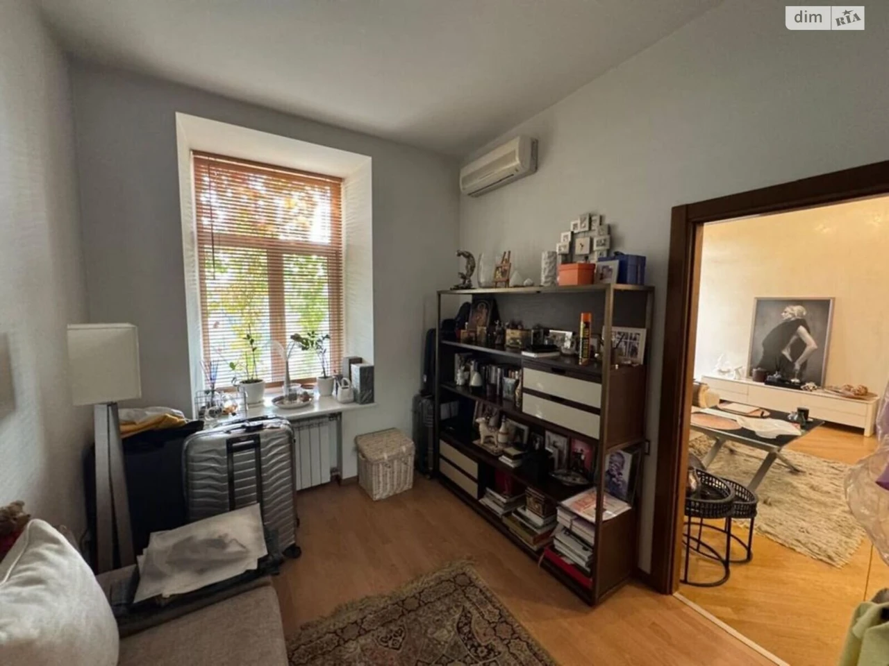 Apartment for Sale: Center