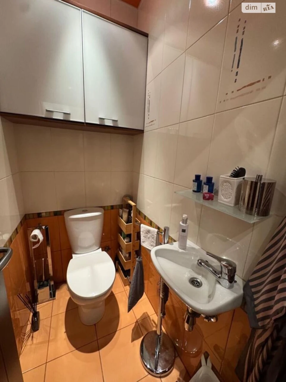 Apartment for Sale: Center