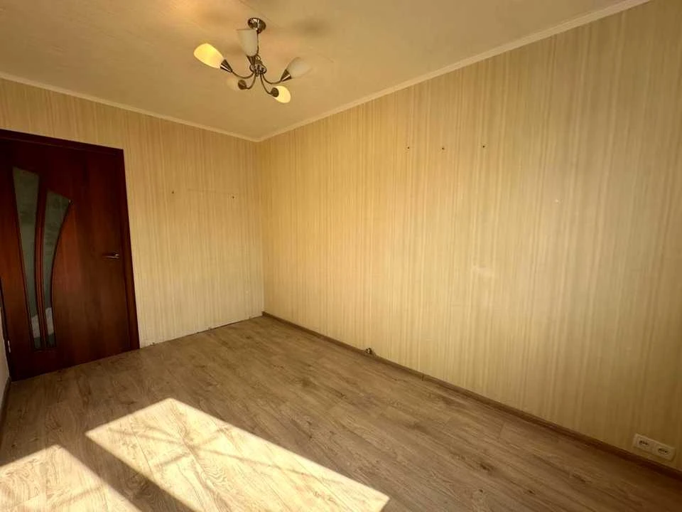 Apartment. Dnipro, Mandrykivska st.