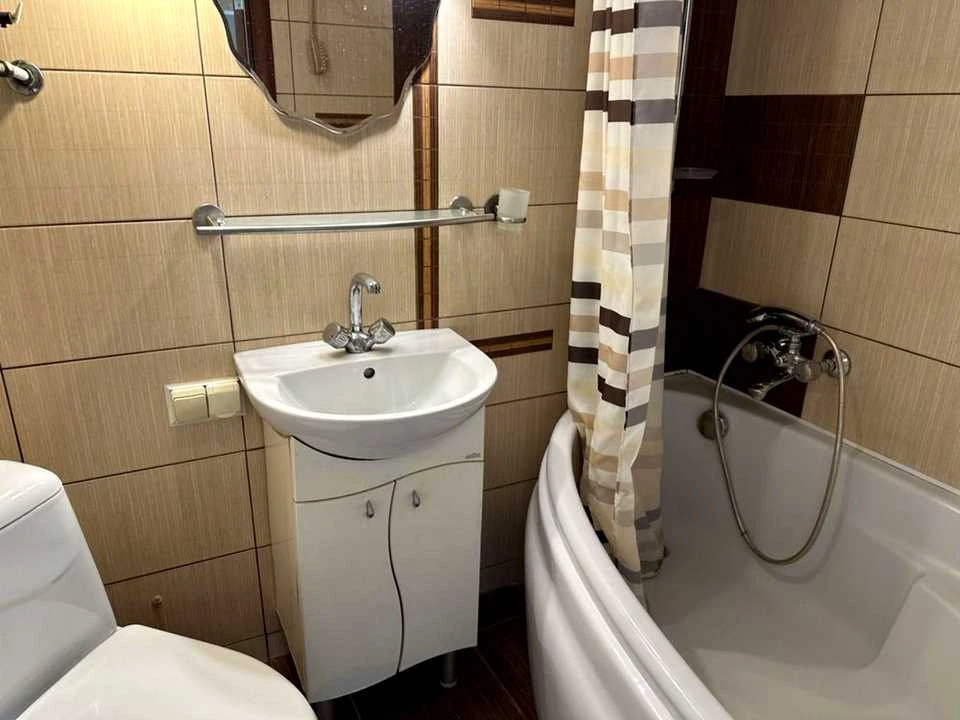 Apartment. Dnipro, Mandrykivska st.