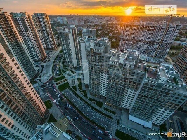 Sale of 3-room apartment 119 sq. m. on Andriy Verkhoglyada St. 22 •