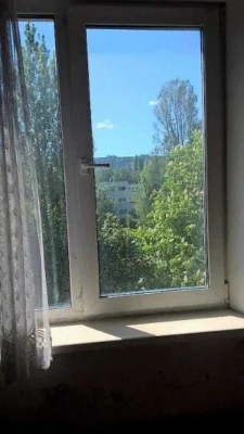 Продам 2х к кв 4/9 в жилом состоянии