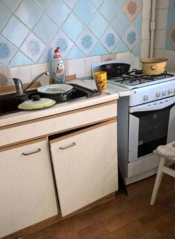 Продам 2х к кв 4/9 в жилом состоянии