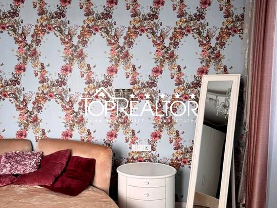 Apartment. Naukі prospekt.