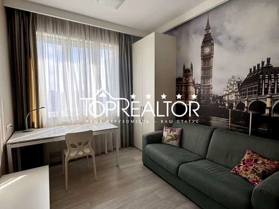 Apartment. Naukі prospekt.