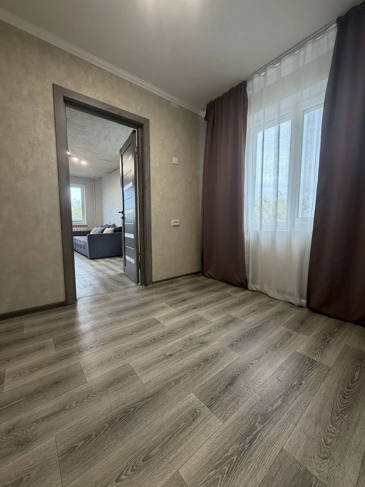 Продаж 3к кв в тихому місці( поруч Басейн, Парк)
