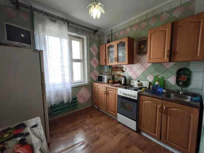 For Sale: 3-bedroom apartment, 70 sq.m.