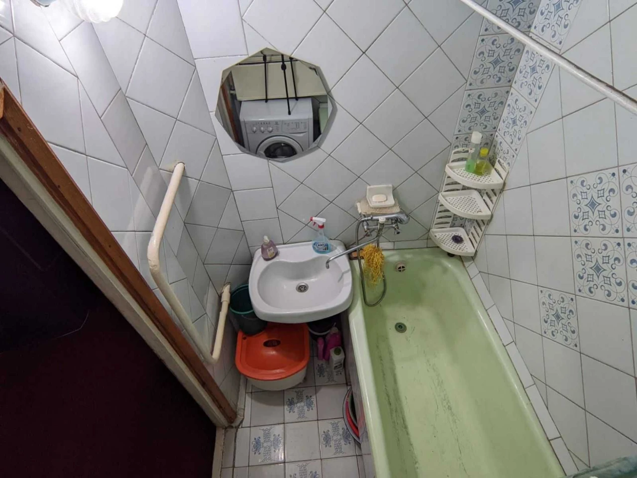 For Sale: 3-bedroom apartment, 70 sq.m.