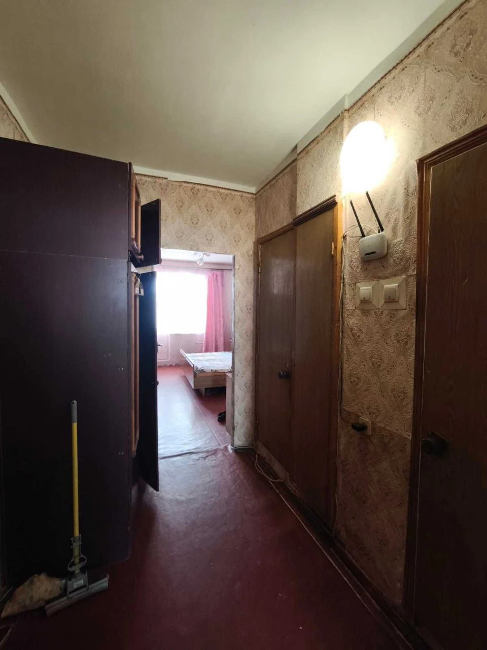 For Sale: 3-bedroom apartment, 70 sq.m.