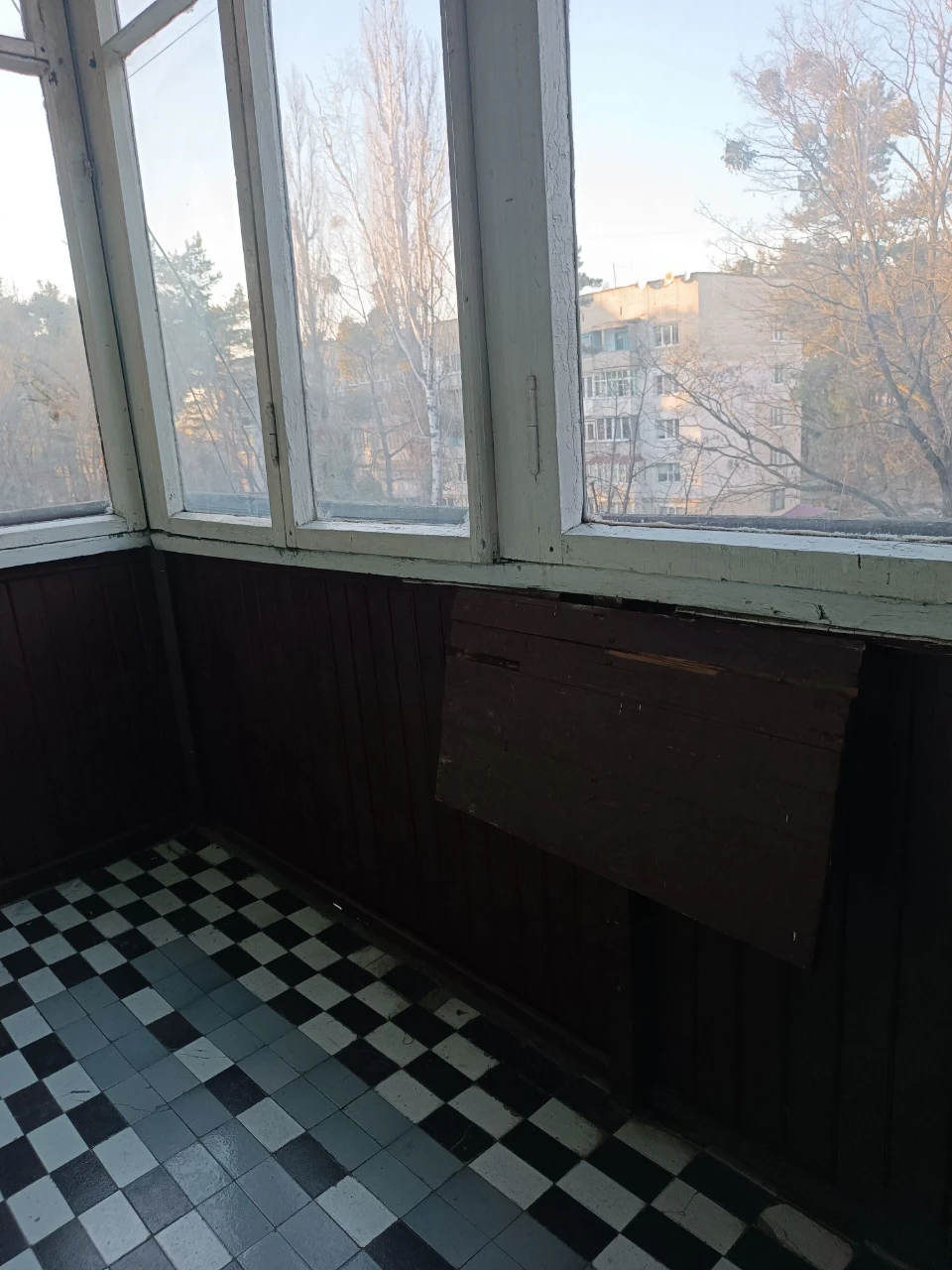 3-room apartment in a perfect location - opposite a building
