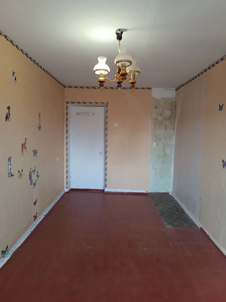 3-room apartment in a perfect location - opposite a building