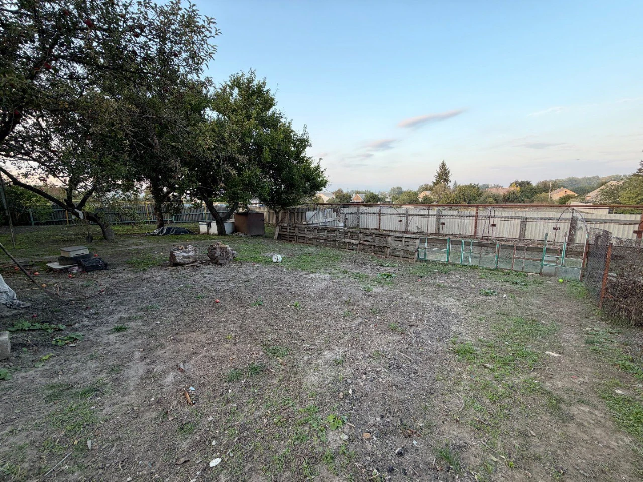 For sale: House with land and farm buildings