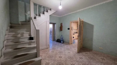 Продаж великого будинку біля річки в центрі міста Біла Церква