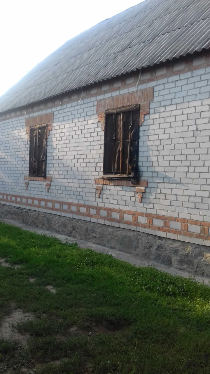 Продам будинок в м Хорол