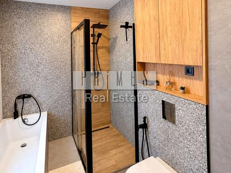 Дом. Киев, улица Кукурузная