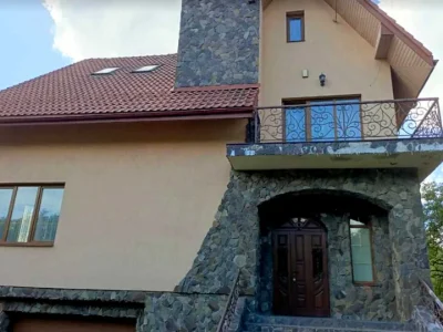 Будинок. Львів, 1-й Топольний провулок