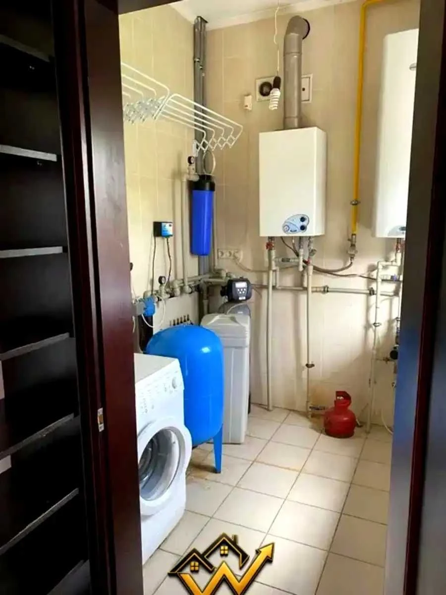 FOR SALE Townhouse 180 m² with renovation Near Lavina