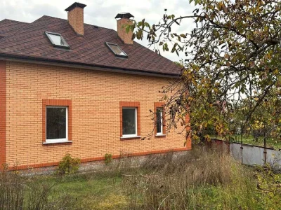 Будинок. Київ, Острівна вул.