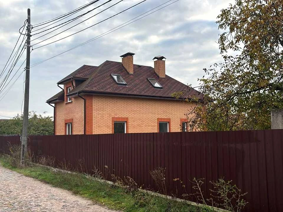 Будинок. Київ, Острівна вул.