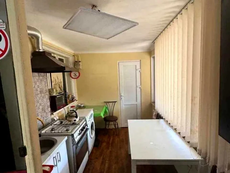 Ділянка. Львів