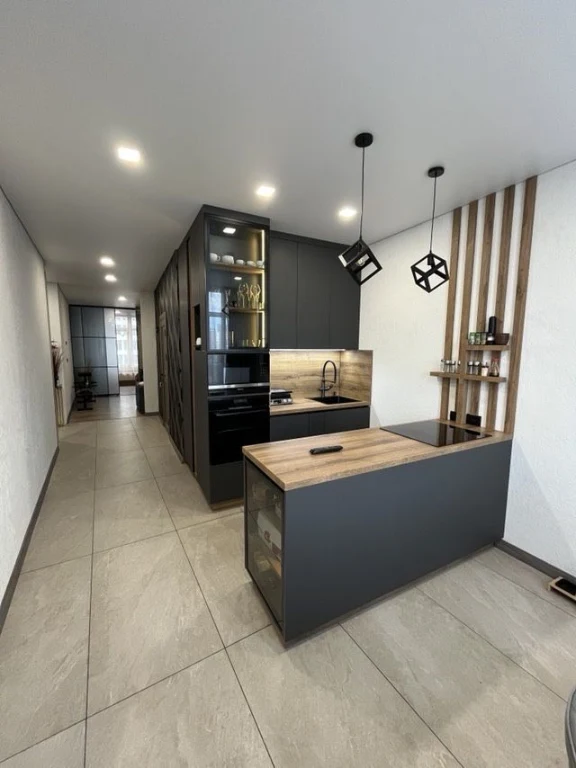 1-bedroom apartment on Kamarina 48, Gemchuzhina 54 sq m