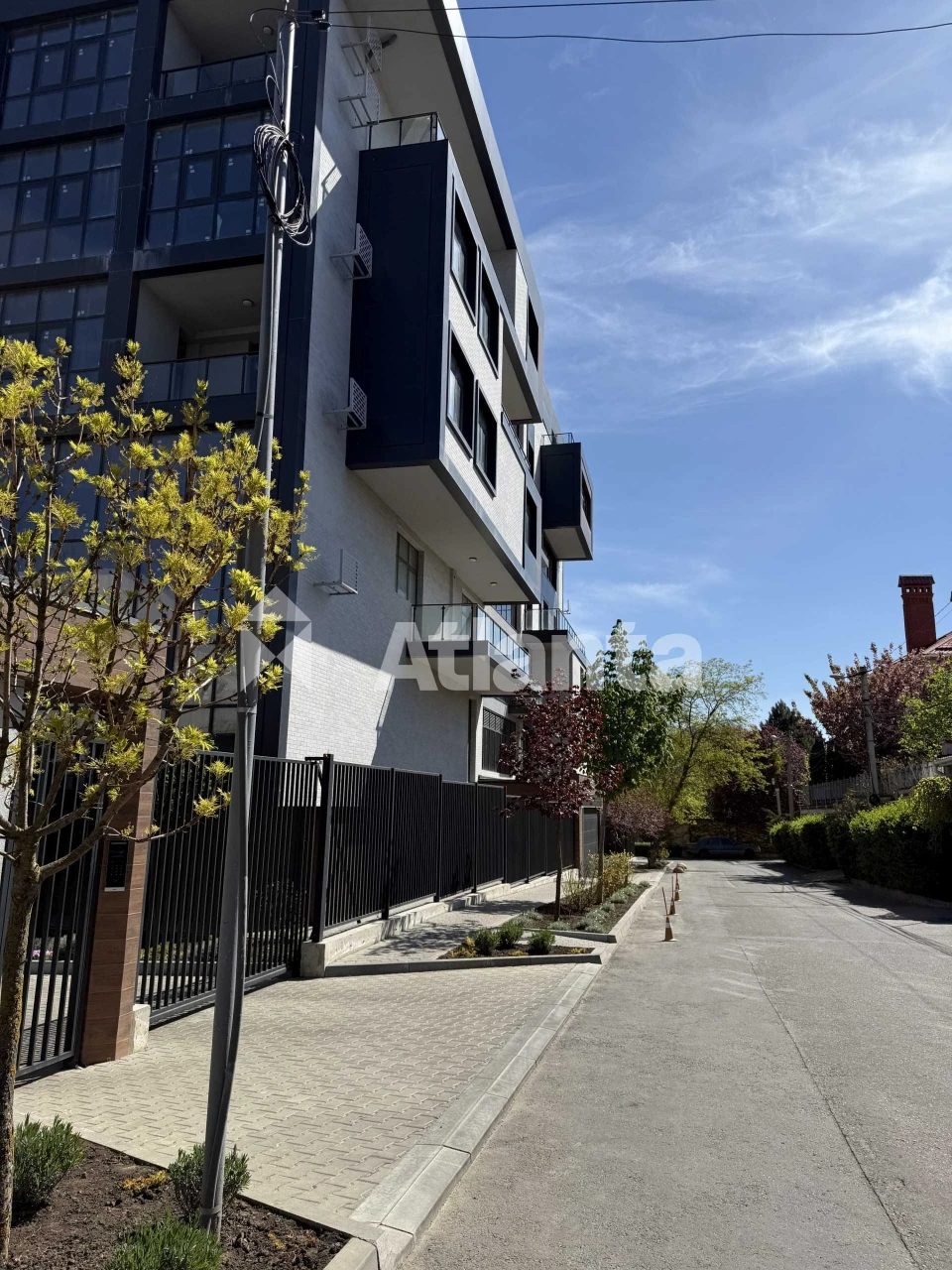Apartment in Sapphire residential complex on the 10th station of the Great Fountain