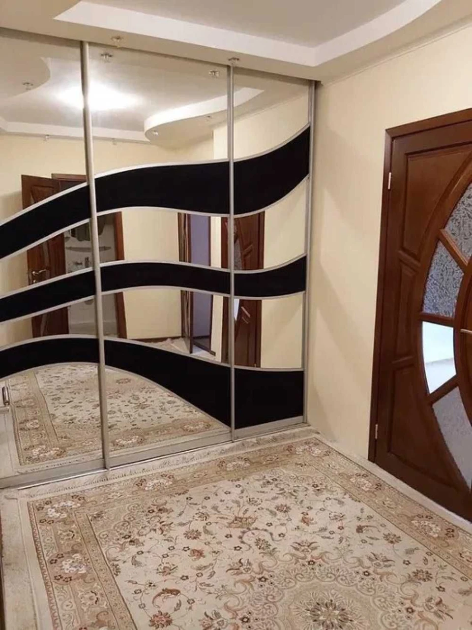 5-room apartment! Academician Glushko!